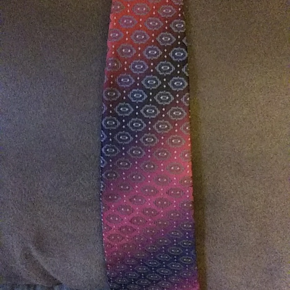 Men's ANDRE VALETINO Necktie
